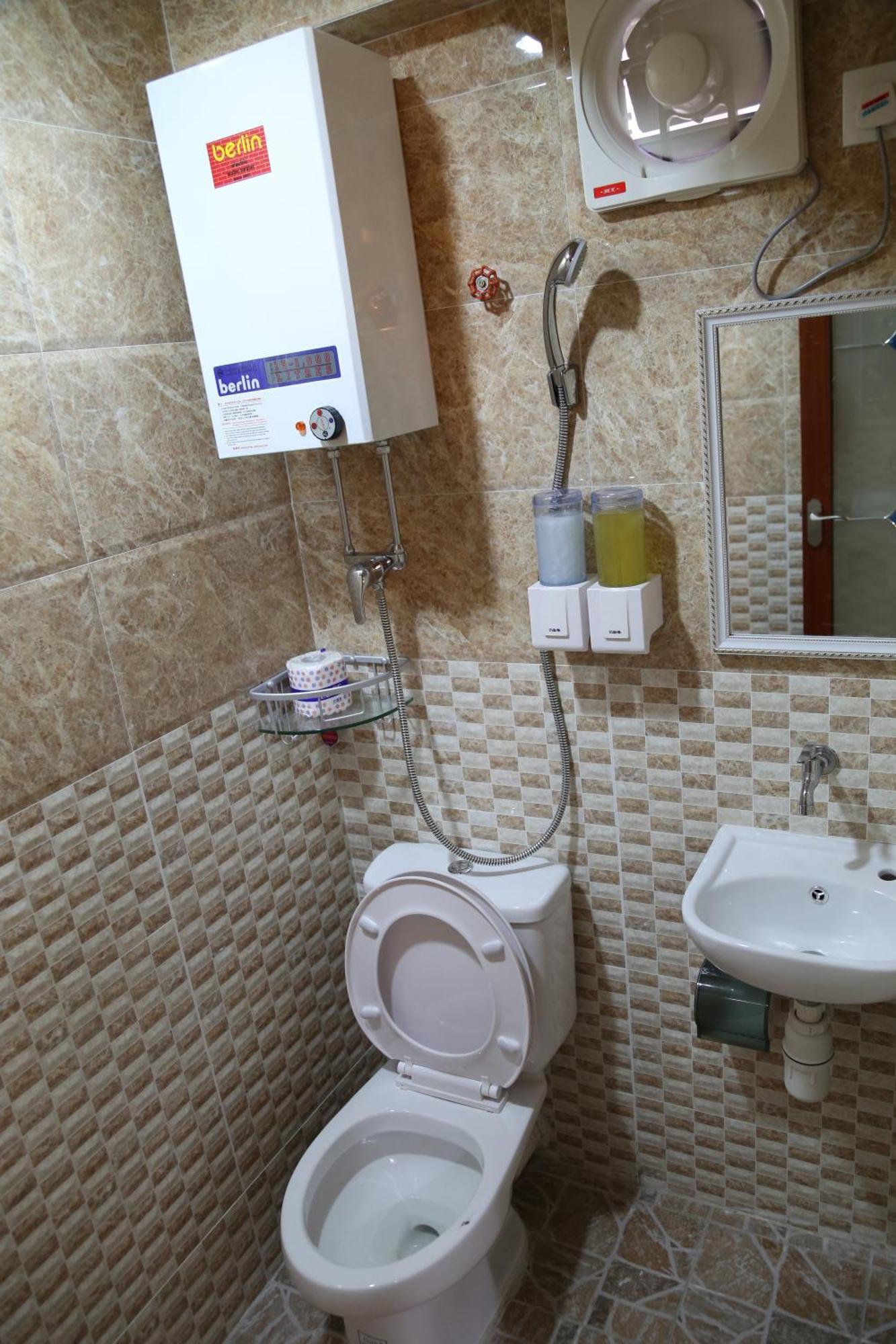 Triple Room 1 double 1 single
