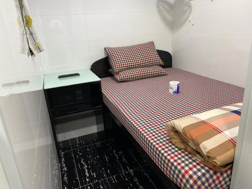 Deluxe Double Room Shower