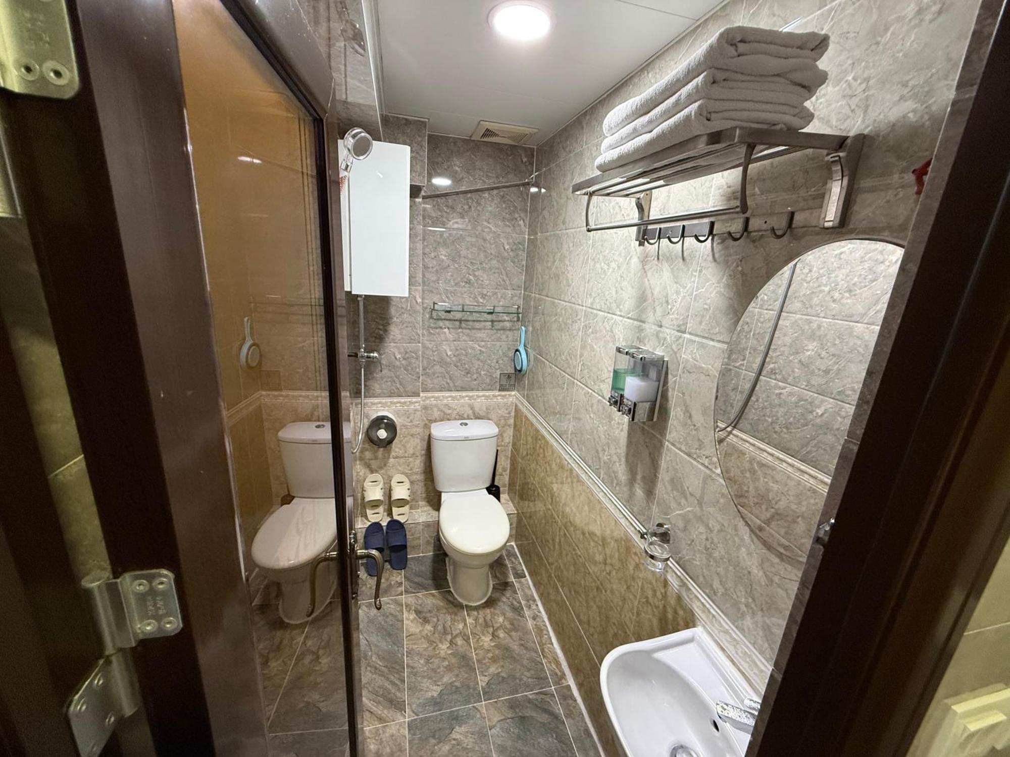 Deluxe Family Room