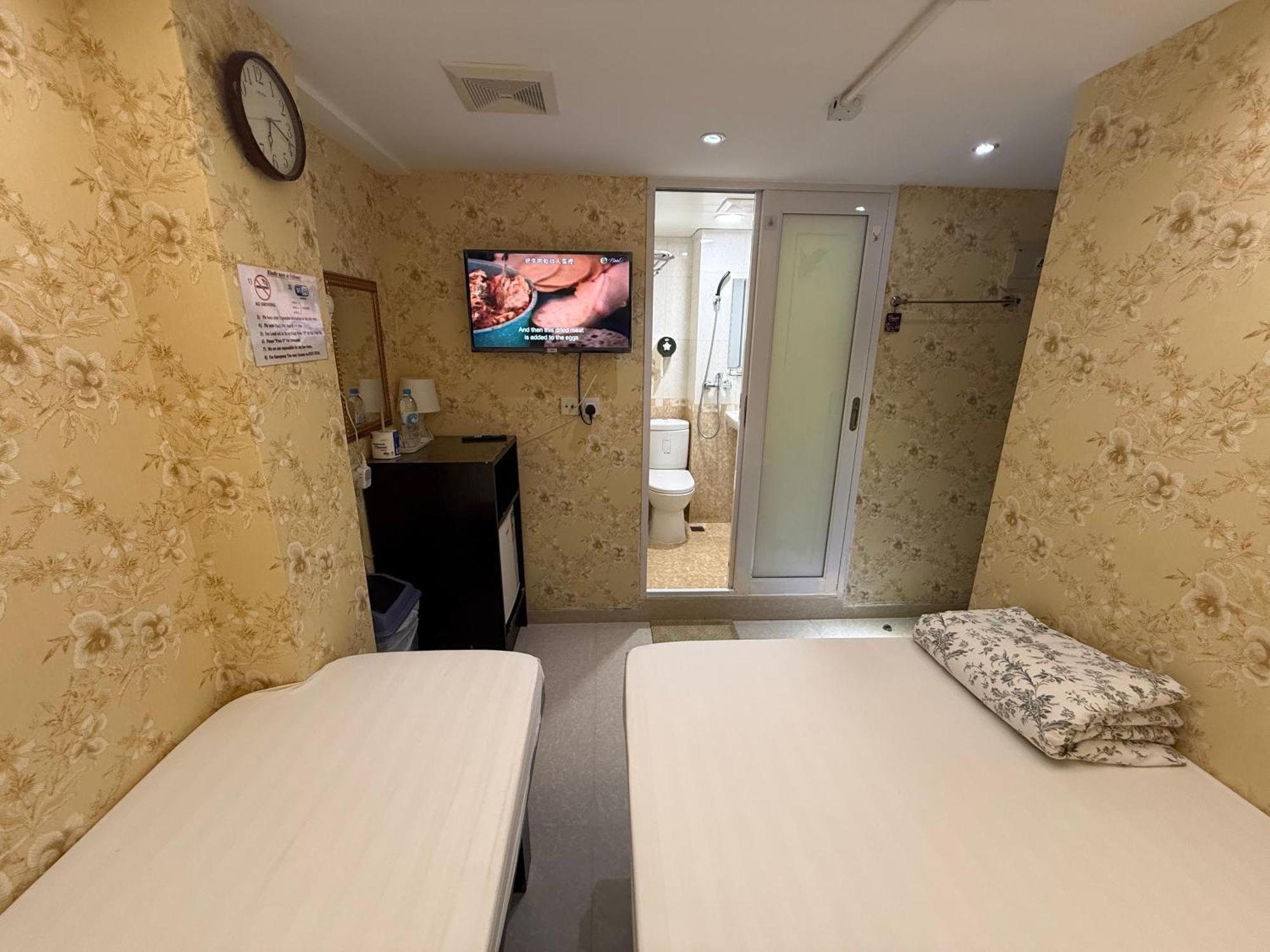 Triple Room