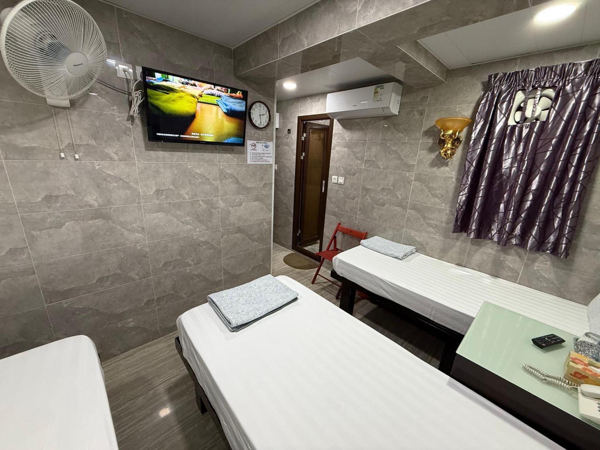 Triple Room