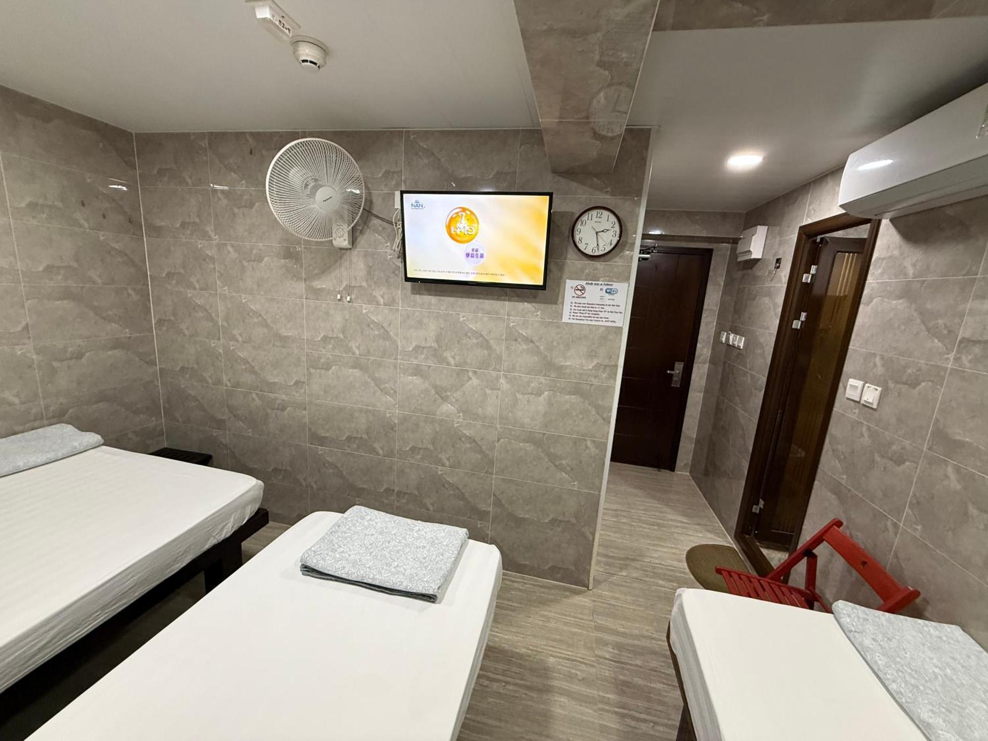 Triple Room