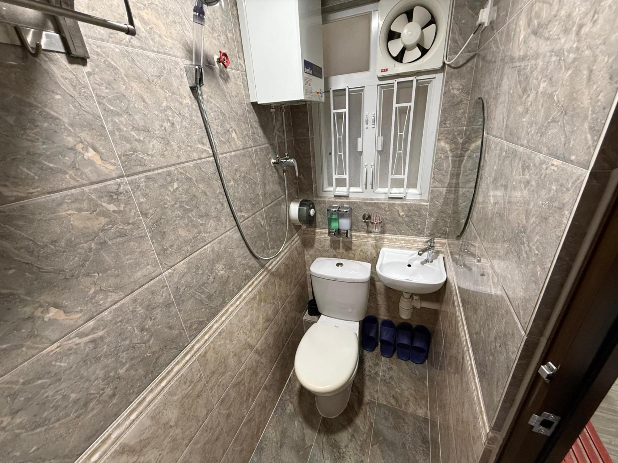 Triple Room