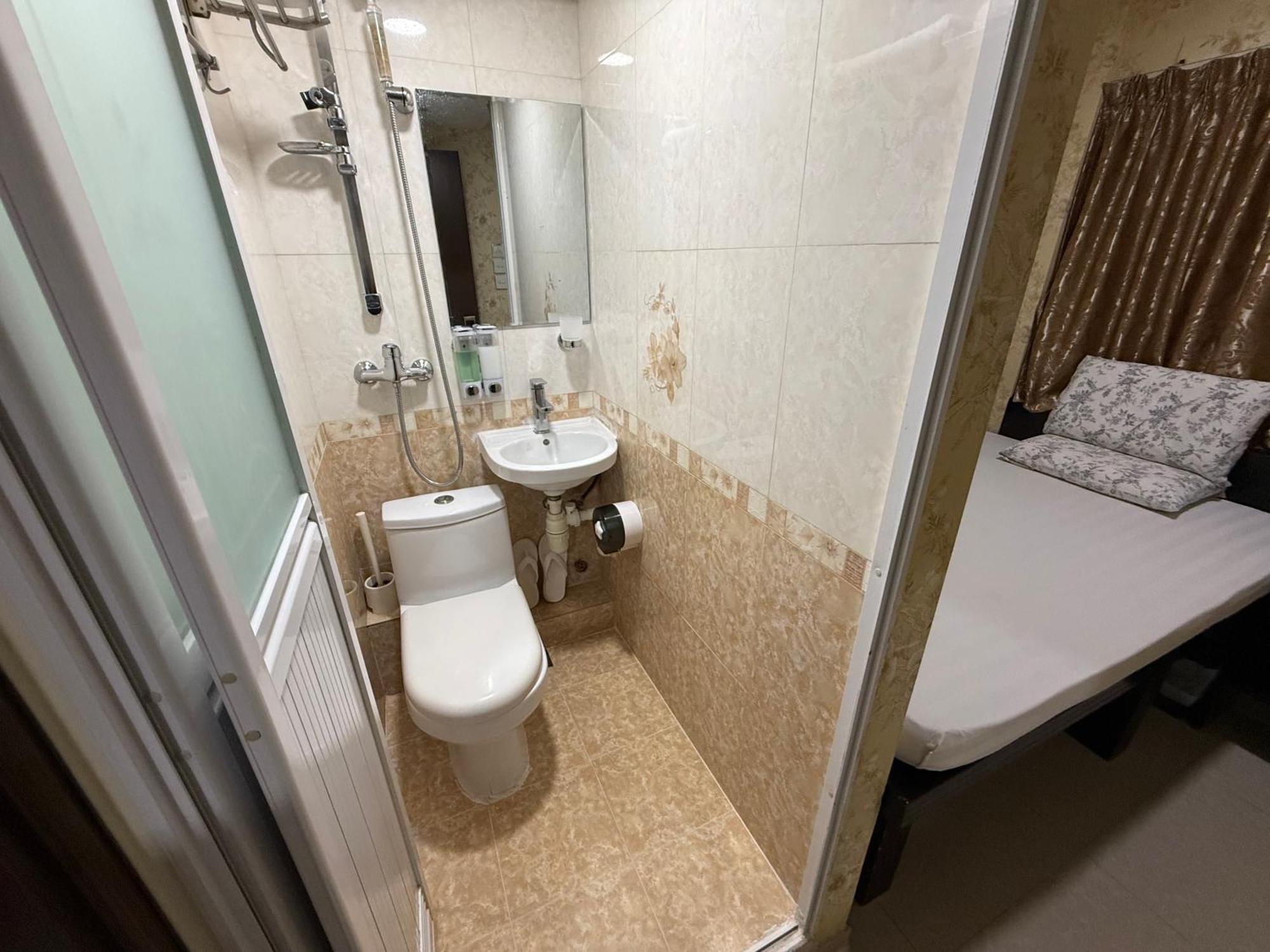 Deluxe Single Room