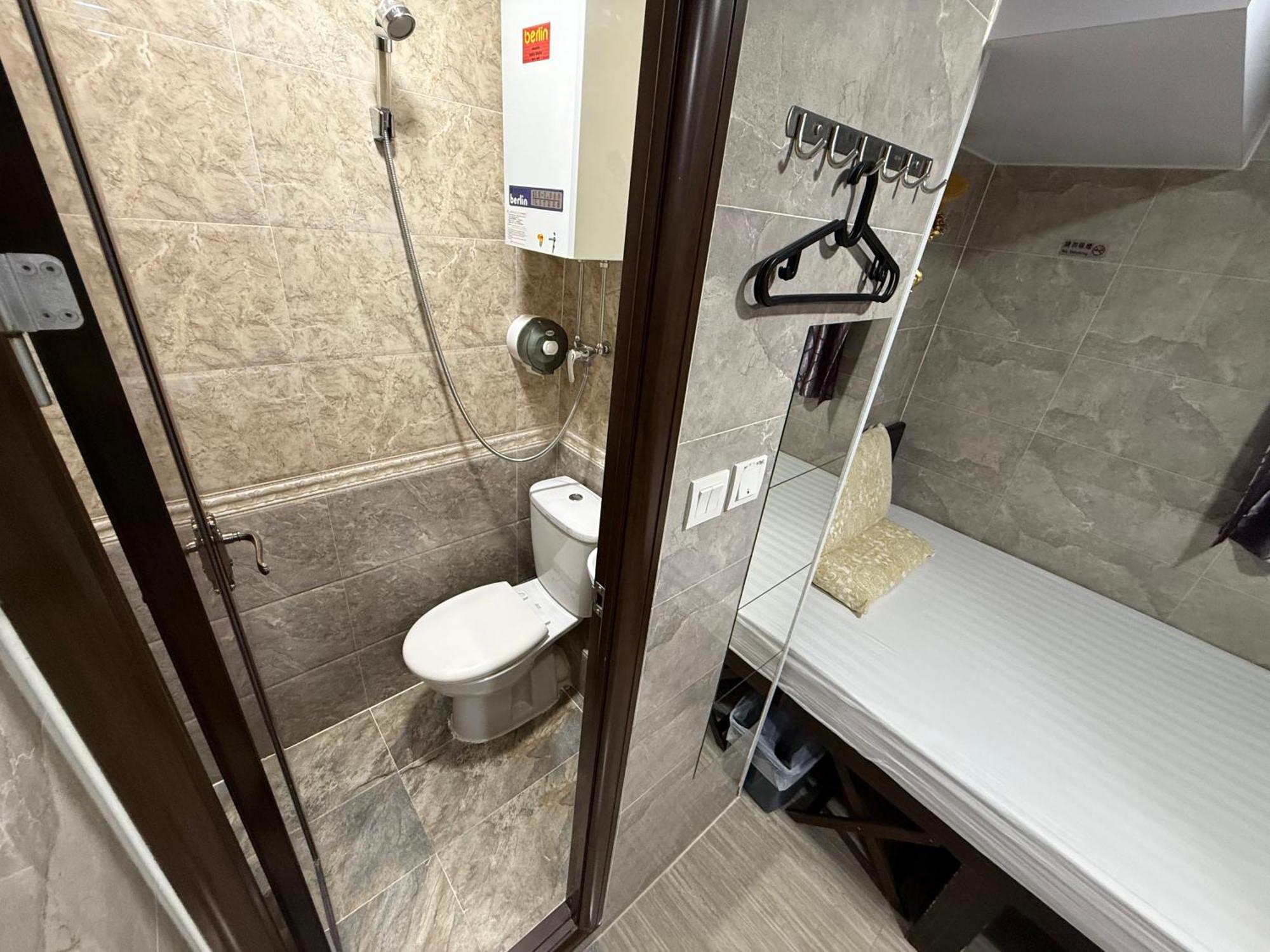 Deluxe Single Room
