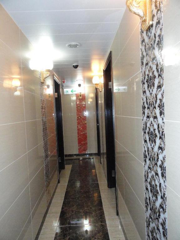 Single Bed Mixed Dormitory Room