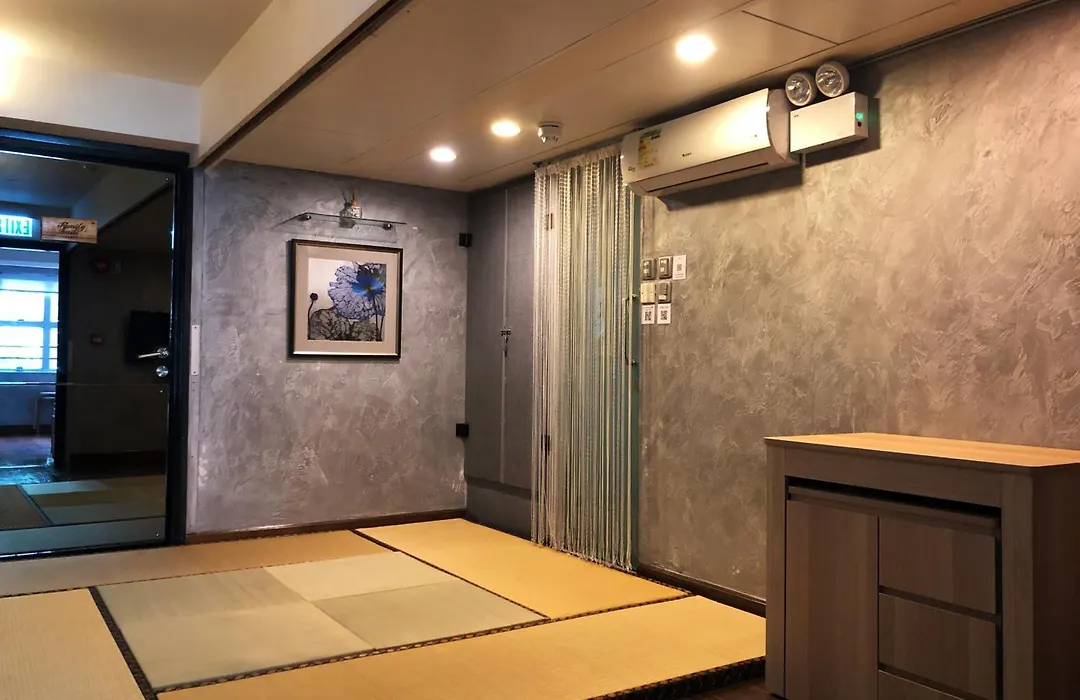 Espace Elastique B&B With Contactless Check-In-1