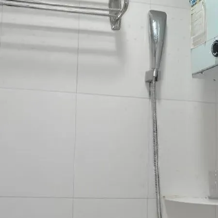 Dragon Hostel Hong Kong-3